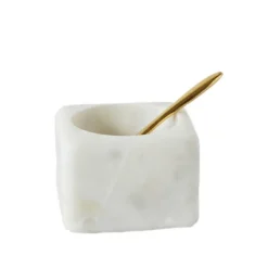 Storied Home Square Marble Bowl With Brass Spoon, White -Interio Store GUEST 5a12b363 daa2 4bc1 9cee a3240a1f6443