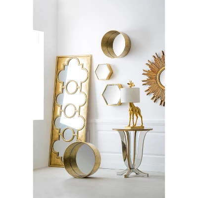 Storied Home Resin Giraffe Table Lamp With Linen Shade, Distressed Gold 7 Storied Home Resin Giraffe Table Lamp With Linen Shade, Distressed Gold - Image 5