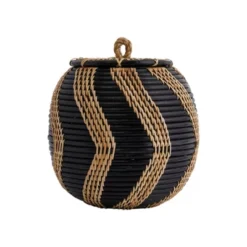 Storied Home Decorative Handwoven Rattan Storage Basket Storage With Lid, Natural And Black -Interio Store GUEST aace3fab 7f1b 4209 9f02 69da62f4f31c